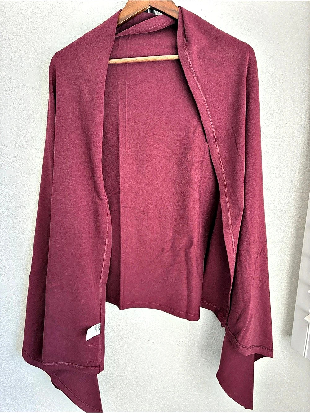 Pact Airplane Travel Scarf Wrap Draped Purple/mauve New without tag.